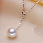 Sérine Pearl Drop Necklace