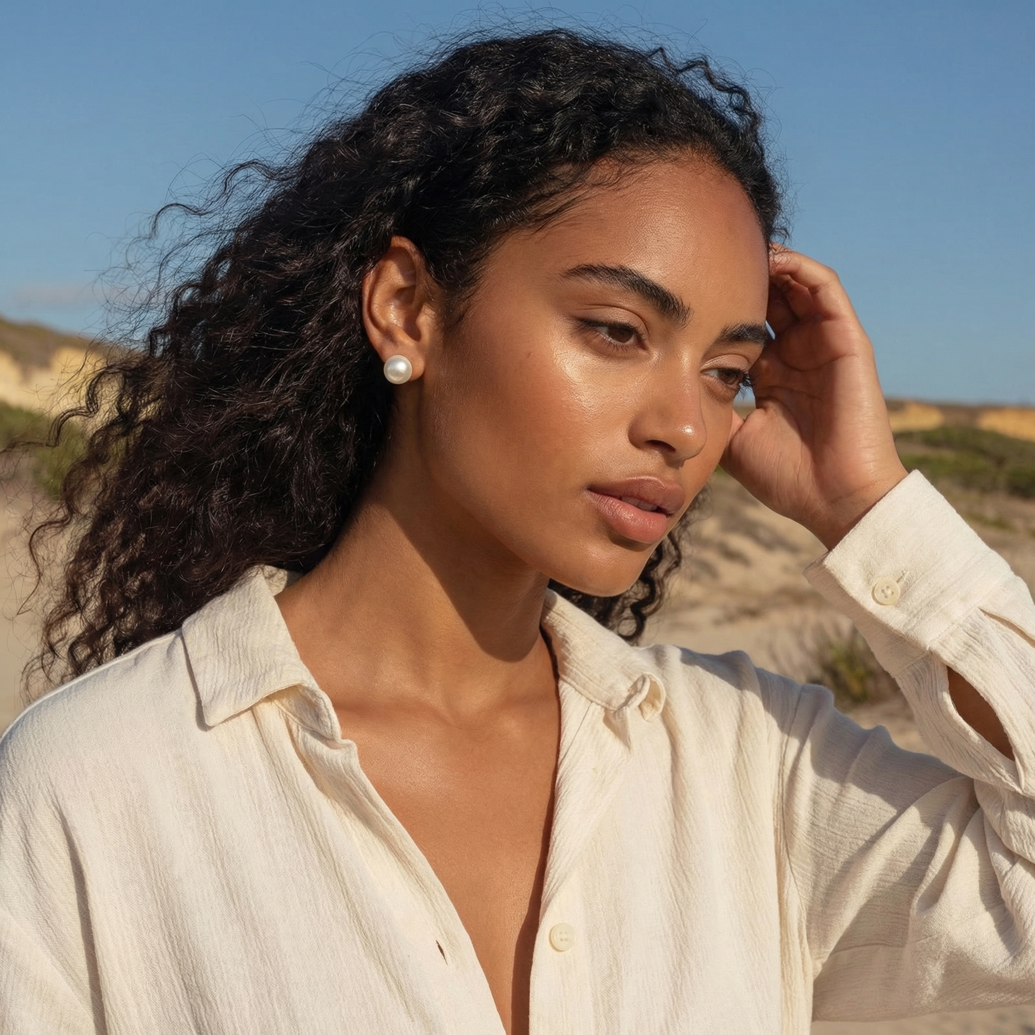 Élise Pearl Stud Earrings