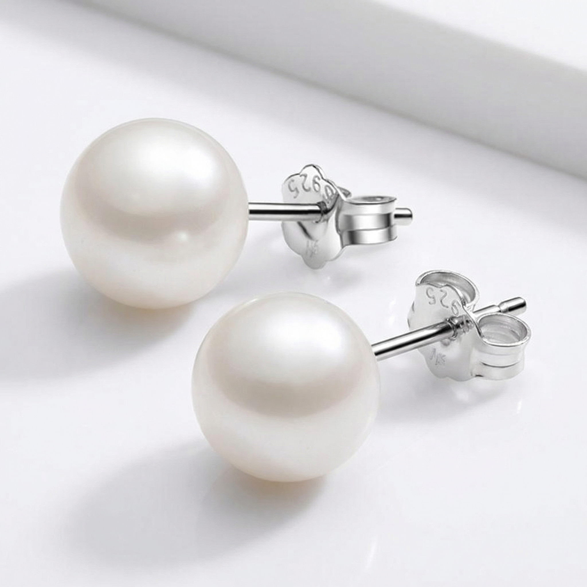 Luna Pearl Studs
